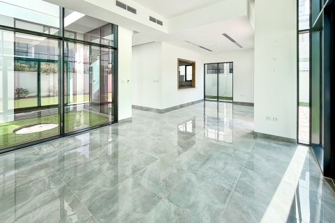 Villa a Al Furjan, Dubai, EAU 4 camere da letto, 462.8 mq. № 750212