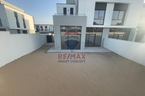 Villetta a schiera in affitto a Al Furjan, Dubai, EAU 4 camere da letto, 358.4 mq. № 571401 - foto 6