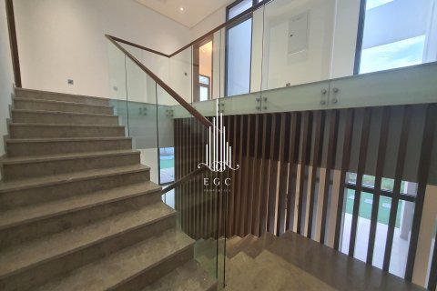 Vila na Yas Island, Abu Dhabi, UAE 5 spavaće sobe, 852 m2 Br. 535295 - Slika 19