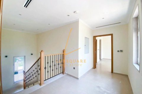 Villa in Jumeirah Park, Dubai, UAE 3 bedrooms, 700 sq.m. № 726144 - photo 4
