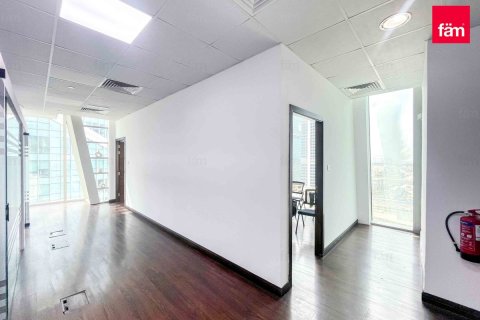 Office til salg i Business Bay, Dubai, UAE 103.8 kvm № 647823 - foto 4