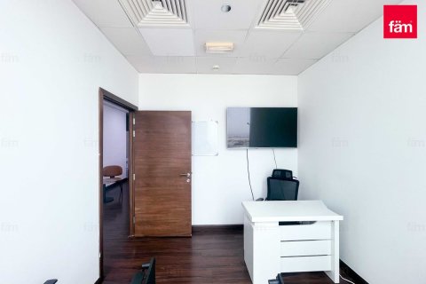 Office til salg i Business Bay, Dubai, UAE 103.8 kvm № 647823 - foto 13