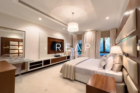 Villa à vendre à  Palm Jumeirah, Dubai, EAU 3 chambres, 423.5 m2 № 499611 - photo 12