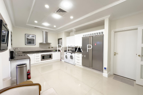 Villa à vendre à  Palm Jumeirah, Dubai, EAU 3 chambres, 423.5 m2 № 499611 - photo 7