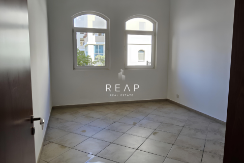 Apartment til salg i Motor City, Dubai, UAE 2 soveværelser, 134.5 kvm № 499610 - foto 5