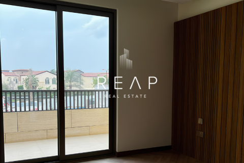 Vilë në Dubai, Emiratet e Bashkuara Arabe 3 dhoma gjumi, 142.2 m2. № 499520 - Foto 13