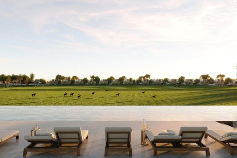 Villa en venta en Dubai Investment Park, Dubai, EAU 4 dormitorios, 355 m2 № 704448 - foto 3