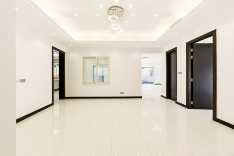 Huvila Arabian Ranches, Dubai, Arabiemiraatit 5 makuuhuonetta, 724.27 m2 № 754466 - kuva 3
