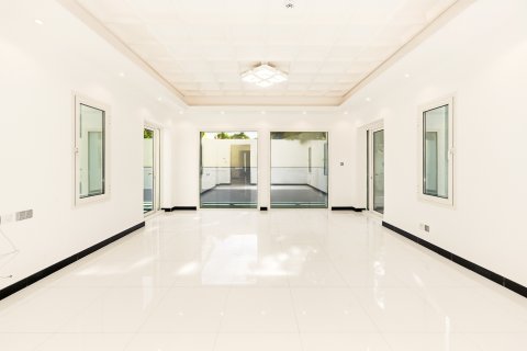 Huvila Arabian Ranches, Dubai, Arabiemiraatit 5 makuuhuonetta, 724.27 m2 № 754466 - kuva 6