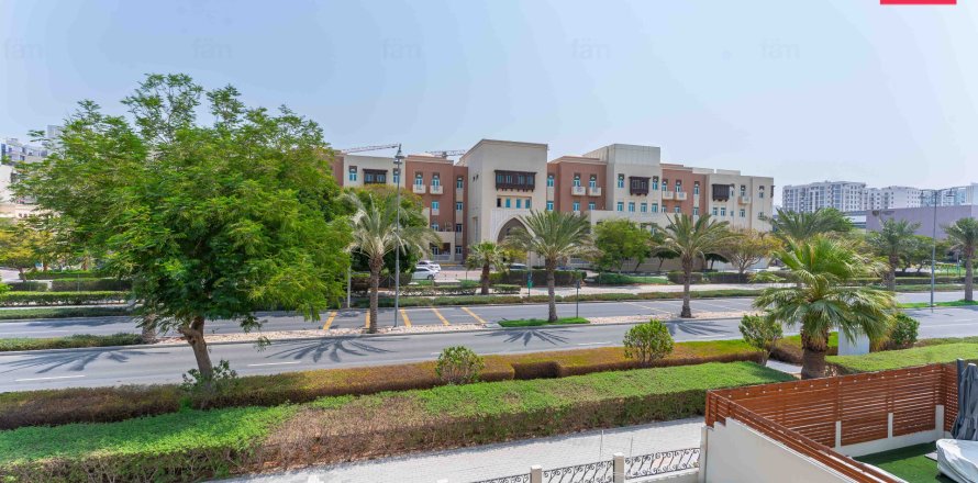 Maison de ville à Al Furjan, Dubai, EAU: 224 m2 № 739092