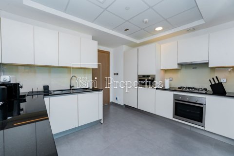 Lägenhet uthyres i Al Satwa, Dubai, UAE 3 sovrum, 223 kvm Nr. 693165 - fotografi 7