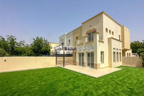 Villa asukohaga The Springs, Dubai, AÜE: 3 magamistoaga, 452 m² Nr 626695