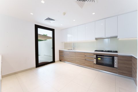 Üürile anda ridamaja on the Yas Island, Abu Dhabi, AÜE: 3 magamistoaga, 384.51 m² Nr 749759 - pilt 14
