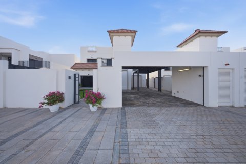 Villa til leje i Al Shamkha, Abu Dhabi, UAE 4 soveværelser, 391.21 kvm № 750218 - foto 20