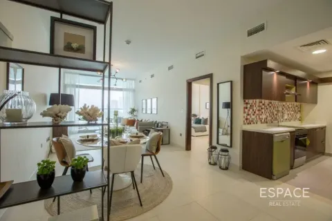 Apartment in AZURE RESIDENCES in Palm Jumeirah, Dubai, UAE 1 bedroom, 129 sq.m. № 661377 - photo 3