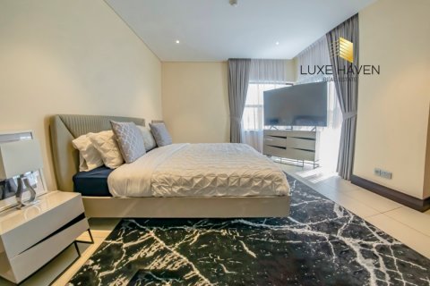 Villa til salg i Jumeirah Golf Estates, Dubai, UAE 5 soveværelser, 478.82 kvm № 378322 - foto 16