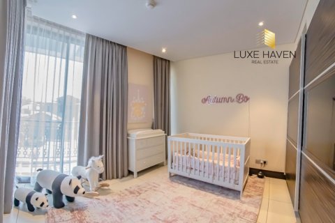 Villa til salg i Jumeirah Golf Estates, Dubai, UAE 5 soveværelser, 478.82 kvm № 378322 - foto 13