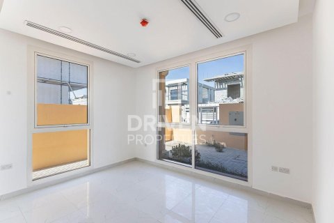 Vila di Al Furjan, Dubai, UEA 5 kamar tidur, 525 m2 nomor 746138 - foto 6