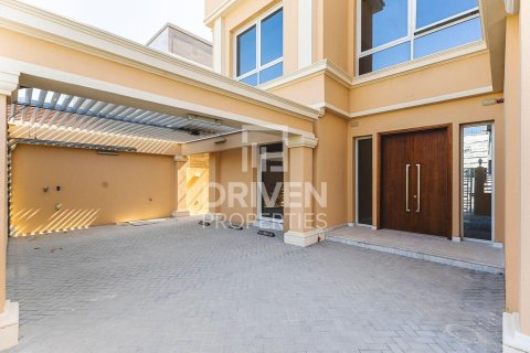 Vila di Al Furjan, Dubai, UEA 5 kamar tidur, 525 m2 nomor 746138 - foto 17