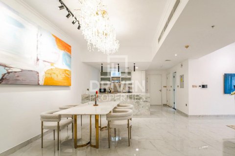 Lakás itt: Downtown Dubai (Downtown Burj Dubai), Dubai, EAE, 2 hálószoba, 125.42 m², azonosító: 756824