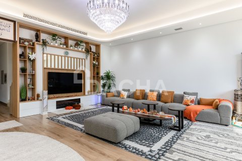 Vilë në Nadd Al Sheba, Dubai, Emiratet e Bashkuara Arabe 5 dhoma gjumi, 527 m2. № 723136 - Foto 26