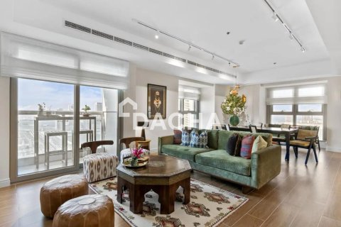 Dzīvoklis Dubai Marina, Dubaijā, AAE 3 istabas, 187 m2 Nr. 723139