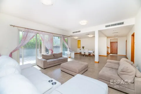 Вилла Арабиан Ранчес, Дубай, БАӘ-да 3 жатын бөлмелер, 309 м² № 738308 - фото 4