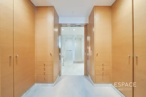 Apartman u Palm Jumeirah, Dubai, UAE 4 spavaćih soba, 384 m2 Br. 738311 - fotografija 17