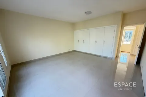 Villa zur Miete in The Springs, Dubai, VAE 3 Schlafzimmer, 228 m2 Nr. 738306 - Foto 10
