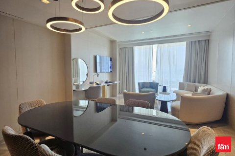 Appartamento in vendita a Palm Jumeirah, Dubai, EAU 2 camere da letto, 188.7 mq. № 678282 - foto 6