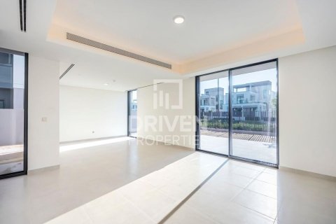 Vila v Arabian Ranches 3, Dubai, SAE 4 ložnice, 447.98 m² Č.: 762243 - fotografie 6