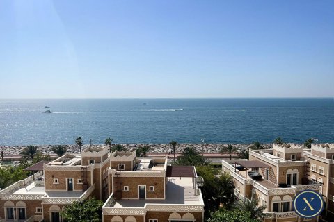 Appartamento in affitto a Palm Jumeirah, Dubai, EAU 2 camere da letto, 198 mq. № 628307 - foto 12