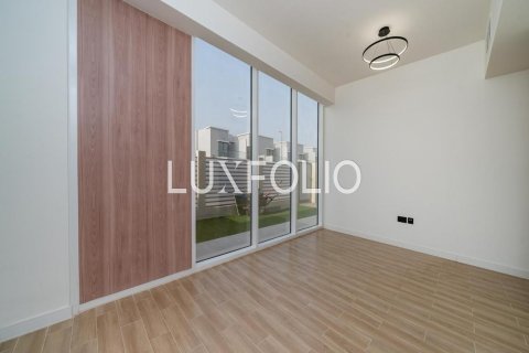 Rumah bandar di Dubai Land, UAE 3 bilik tidur, 142 meter persegi № 628267 - foto 6