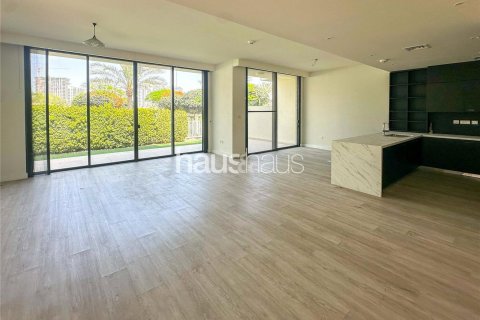 Villa in Dubai Hills Estate, UAE 3 bedrooms, 269 sq.m. № 626293 - photo 2