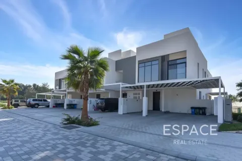Villa Jumeirah Golf Estates, Dubaijā, AAE 4 istabas, 321 m2 Nr. 737957 - attēls 18
