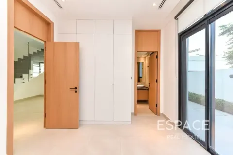 Villa Jumeirah Golf Estates, Dubaijā, AAE 4 istabas, 321 m2 Nr. 737957 - attēls 7