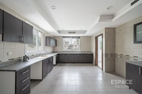 Villa in vendita a Living Legends, Dubai, EAU 6 camere da letto, 414 mq. № 737958 - foto 4