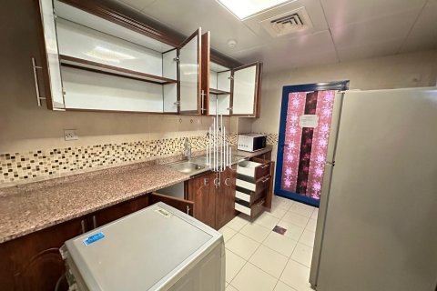 בניין למכירה ב Tourist Club Area, Abu Dhabi, איחוד האמירויות 8026.8 מ"ר, מספר 535310 - תמונה 3