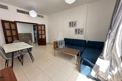בניין למכירה ב Tourist Club Area, Abu Dhabi, איחוד האמירויות 8026.8 מ"ר, מספר 535310 - תמונה 8