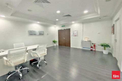 Bureau à louer à Dubai, EAU 74.4 m2 № 662230 - photo 5