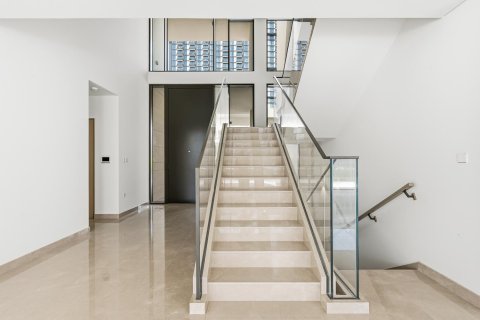 Vila v Dubai Hills Estate, SAE 5 spální, 963.54 m2 č. 762772 - Fotografia 5