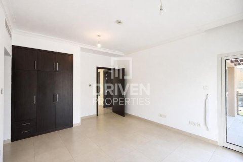 Villa à louer à Dubai Science Park, Dubai, EAU 4 chambres, 485.42 m2 № 745312 - photo 10