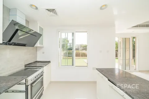 Vila di The Springs, Dubai, UEA 2 kamar tidur, 167 m2 nomor 738130 - foto 16