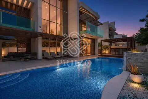 Villa in Jumeirah Village Circle, Dubai, VAE: 5 Schlafzimmer, 783 m2 Nr. 719749