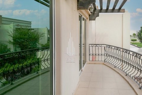 Villa in vendita a Abu Dhabi, EAU 4 camere da letto, 253.6 mq. № 545062 - foto 18