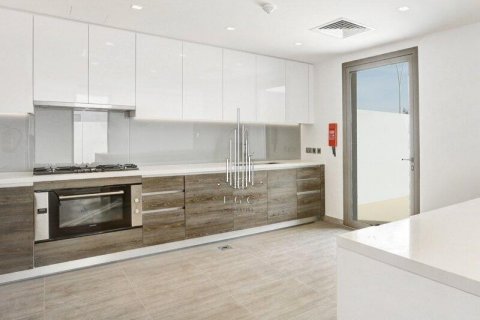 Vila na Yas Island, Abu Dhabi, SAE 3 ložnice, 365.8 m² Č.: 545063 - fotografie 7