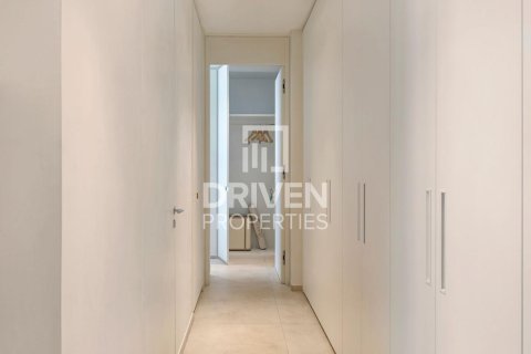 Apartmen di Al Satwa, Dubai, UAE 2 bilik tidur, 126.63 meter persegi № 757283 - foto 18