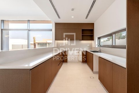Villa in Al Furjan, Dubai, UAE 4 bedrooms, 586.68 sq.m. № 757279 - photo 13