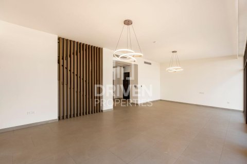 Villa in Al Furjan, Dubai, UAE 4 bedrooms, 586.68 sq.m. № 757279 - photo 3