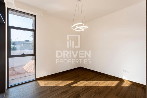 Villa in Al Furjan, Dubai, UAE 4 bedrooms, 586.68 sq.m. № 757279 - photo 5